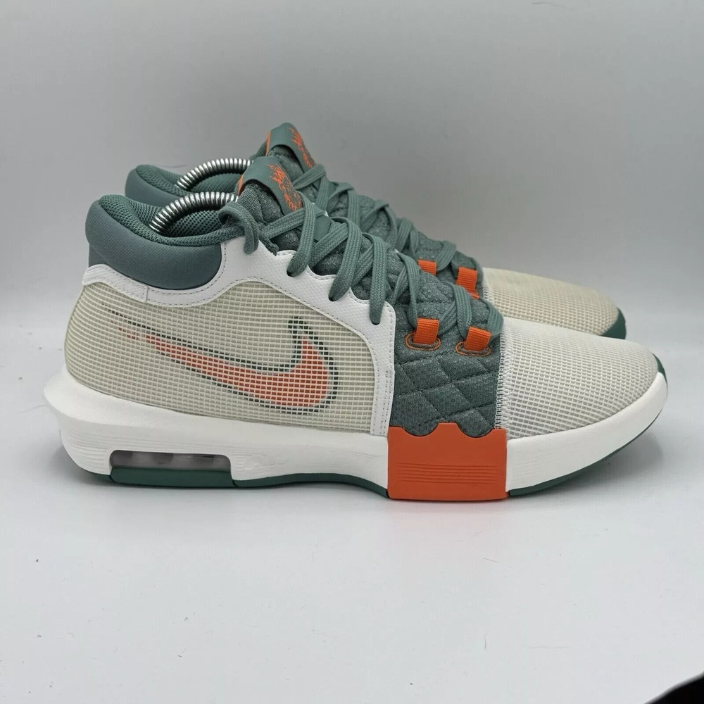 Nike LeBron Witness 8 CANNON Basketball Shoes Men's 7 Sail Orange FB2239 101